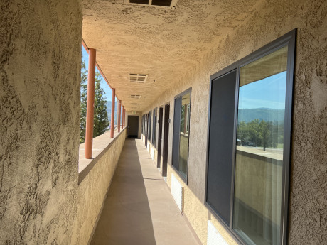 YOSEMITE SIERRA INN - Corridor